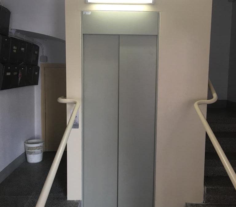 Rehabilitació d’edificis antics – Ascensors a mida