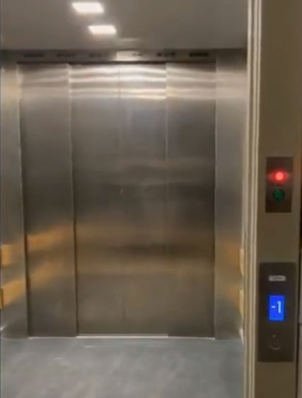 MUNTATGE ASCENSOR DE DOBLE EMBARCAMENT (Vídeo)